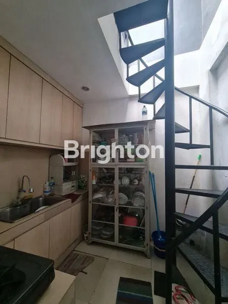 image DIJUAL RUMAH MEWAH 2 LANTAI FULL RENOV DALAM CLUSTER KOTA WISATA CIBUBUR (8)