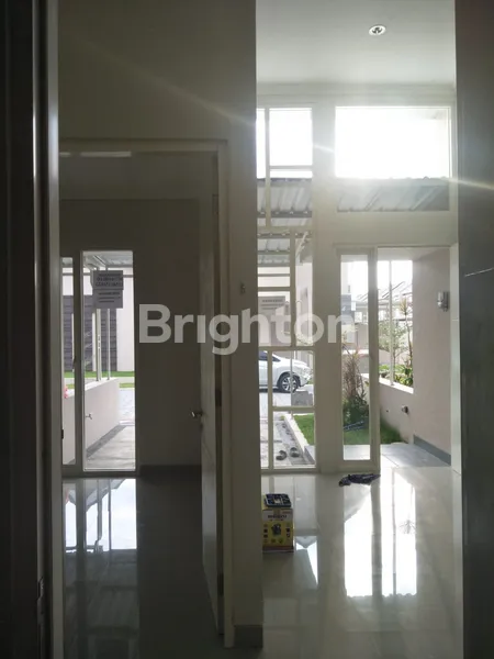 image RUMAH 600 JT'AN, LOKASI PURI SAFIRA REGENCY, ROW JALAN 2 MOBIL (3)