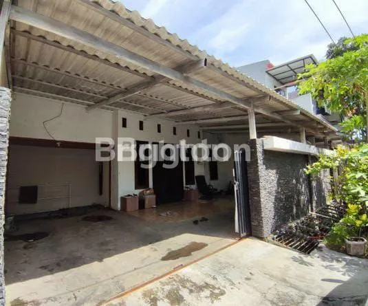 image RUMAH TINGGAL 1 LT TERAWAT SUDAH RENOV BARU GRESS DI RUNGKUT MENANGGAL HARAPAN SURABAYA TIMUR DEKAT AKSES TOLL MERR, KAMPUS UPN, RUNGKUT,  SIER, PONDOK CANDRA, RUNGKUT MADYA, RUNGKUT ASRI, RUNGKUT MAPAN, PURIMAS (1)