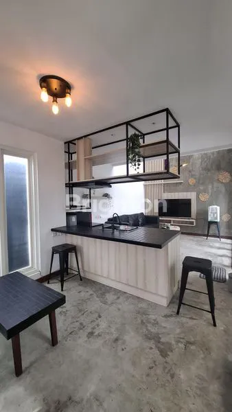 image RUMAH VILLA DENGAN KOLAM RENANG DI BUTTERFLY DAU, KABUPATEN MALANG (4)