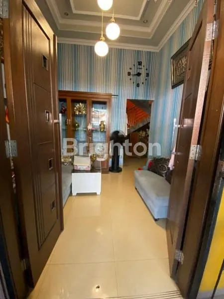 image RUMAH MINIMALIS 2 LT BERIKUT KONTRAKAN 4 PINTU DIJUAL  (2)