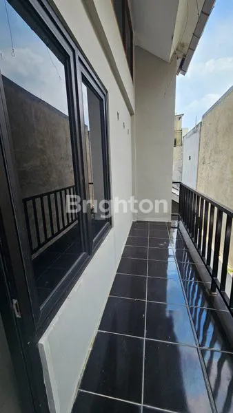 image RUMAH CANTIK DI TAMANSARI HILL TEMBALANG SEMARANG (5)