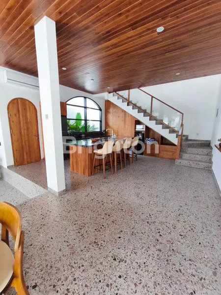 image NEW PRIVATE VILLA 2 BR PREMIUM FULLY FURNISH DI BATU BOLONG CANGGU (4)