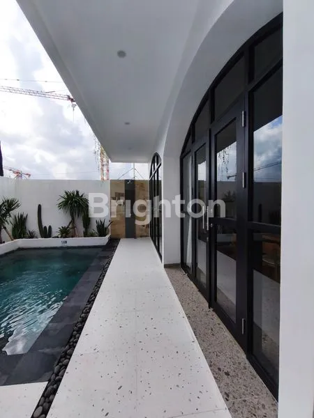 image NEW PRIVATE VILLA 2 BR PREMIUM FULLY FURNISH DI BATU BOLONG CANGGU (2)