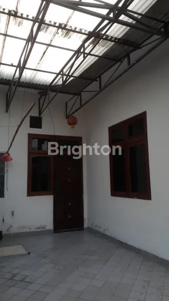 image RUMAH 1 LANTAI PLAFON TINGGI DI JERUK NIPIS, JAKARTA BARAT (7)