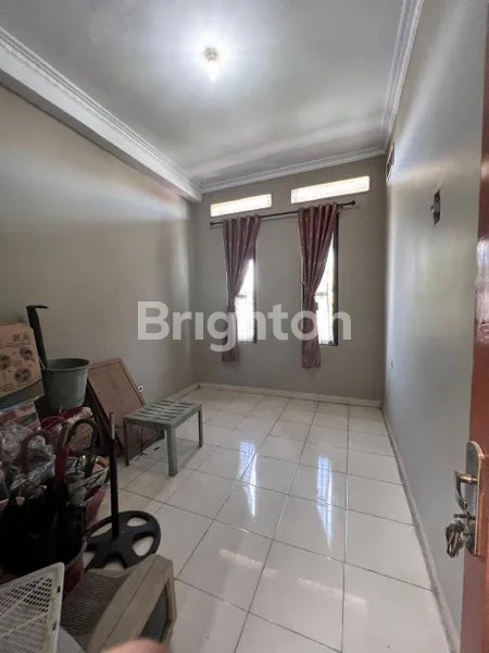 image RUMAH CANTIK NYAMAN 2 LANTAI  DI LIMUS PRATAMA REGENCY (6)