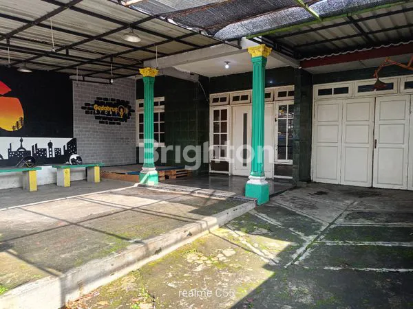 image RUMAH UNTUK USAHA DEKAT PINTU TOL SAWOJAJAR (2)