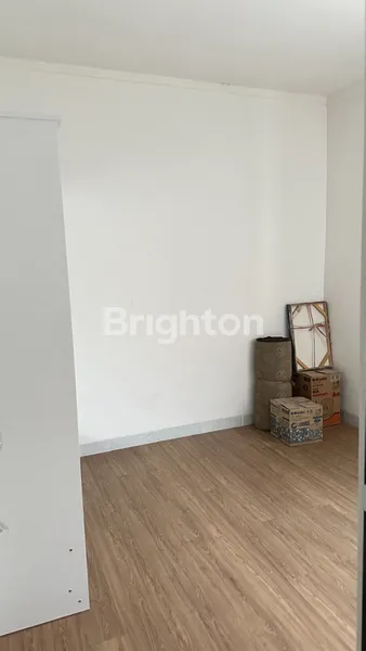 image RUMAH SIAP HUNI DI JAYA IMPERIAL DEKAT BANDARA SOETA SEPATAN TANGERANG  (3)