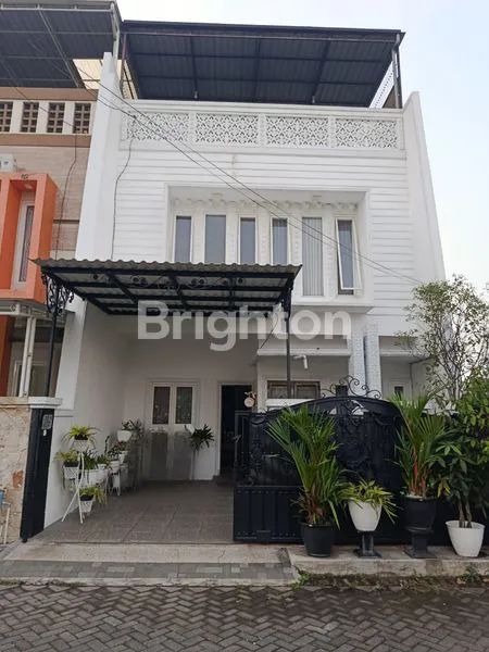 image RUMAH 3 LANTAI HANYA 450M KE SUPERINDO SULFAT (1)