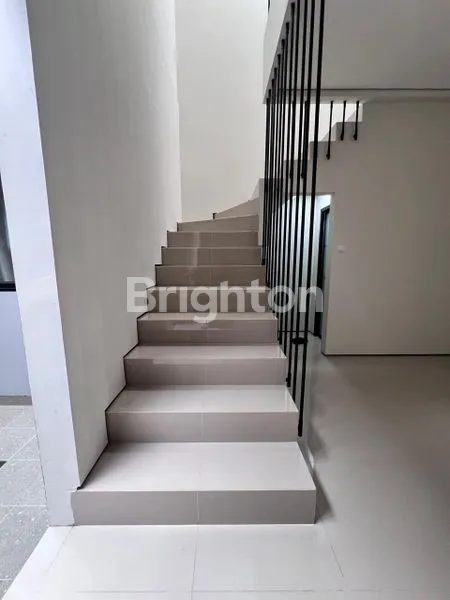 image RUMAH 2 LANTAI DI BINTARO JAYA SEKTOR 5 DIJUAL (6)