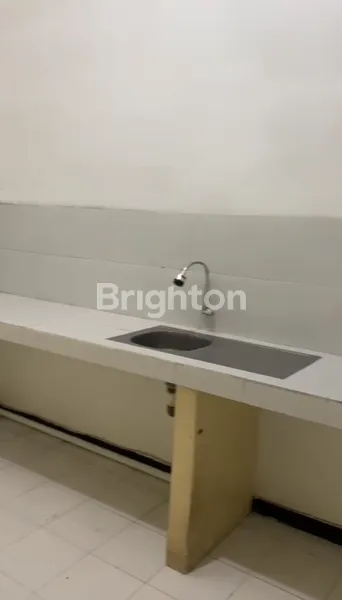 image PAS SAMPING TOLL SIDOARJO (3)