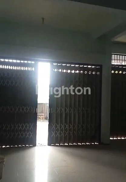 image RUKO STRATEGIS DI JALAN JUGRUK REJOSARI, SAMBIKEREP SURABAYA (2)