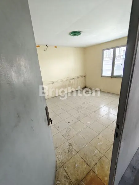 image RUKO 4.5 LANTAI DI KOMPLEK PERKANTORAN DI KELAPA GADING (7)