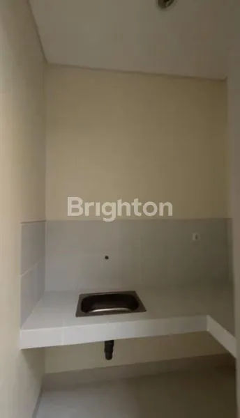 image RUMAH BARU DAN BAGUS DI CLUSTER CANNA PARAMOUNT PETALS TANGERANG BANTEN (8)