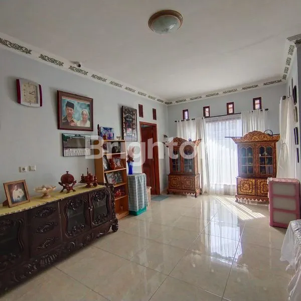 image RUMAH SIAP HUNI 2 LANTAI BANDUNG BARAT (3)