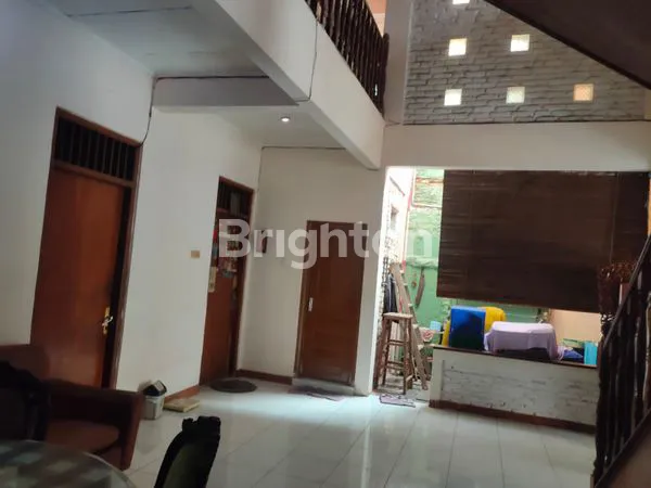 image RUMAH 2 LANTAI (3)