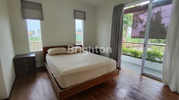 image STYLISH 3 BEDROOM VILLA IN BERAWA NEAR THE BEACH (6)