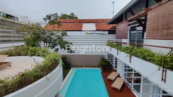 image STYLISH 3 BEDROOM VILLA IN BERAWA NEAR THE BEACH (7)