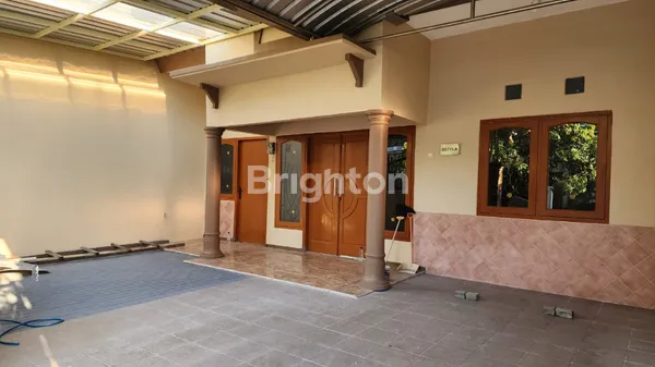 image RUMAH SIAP HUNI TERAWAT LOKASI STRATEGIS MUDAH DAN NYAMAN PERMATA SAFIRA REGENCY (2)