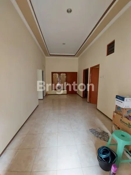 image RUMAH SIAP HUNI TERAWAT LOKASI STRATEGIS MUDAH DAN NYAMAN PERMATA SAFIRA REGENCY (7)