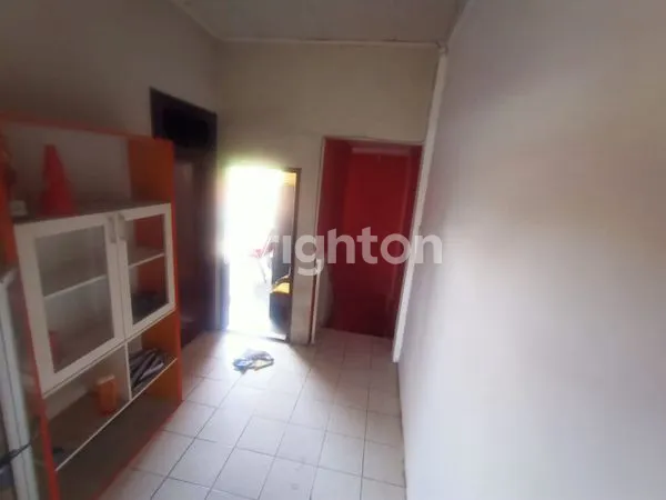 image RUKO SIAP PAKAI DI LOKASI STRATEGIS – JL. HOS COKROAMINOTO, DENPASAR   (3)