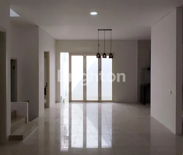 image WISATA BUKIT MAS SIAP HUNI SEMI FURNISH (2)