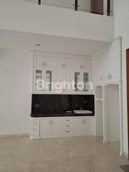 image DIJUAL RUMAH DI WARUNG JATI TIMUR JAKARTA SELATAN (3)