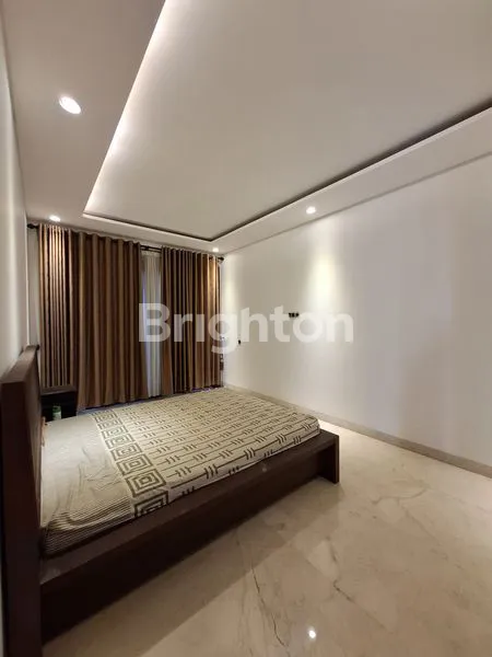 image DIJUAL RUMAH DI WARUNG JATI TIMUR JAKARTA SELATAN (4)