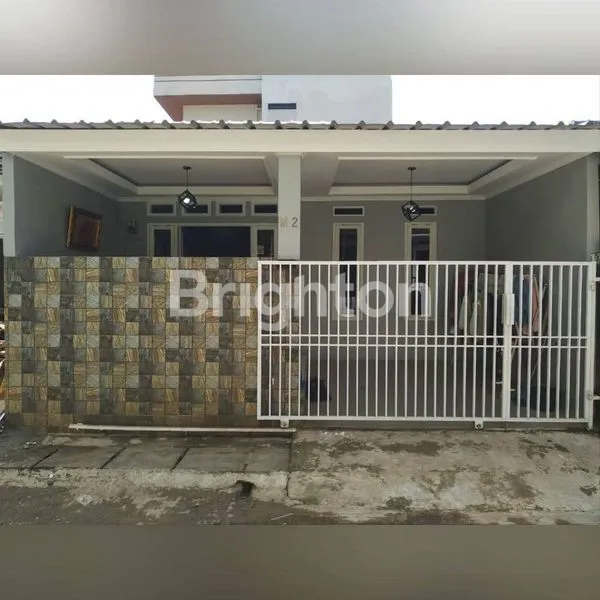image RUMAH DI KOMPLEK DIJUAL CIPUTAT (1)