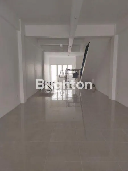 image RUKO NOL JALAN PARKIRAN LUAS TENGAH KOTA BARU GRESS SIAP PAKAI CILIWUNG (3)