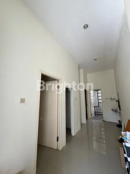image RUMAH 2 LANTAI PALEM PONDOK TJANDRA DEKAT RAYA MERR DAN RUNGKUT (3)