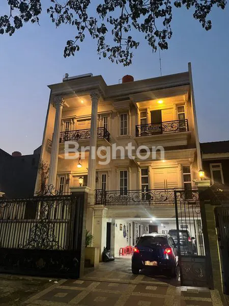 image RUMAH CLASSIC MODERN DIJUAL JAKARTA BARAT (8)