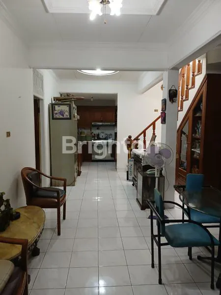 image RUMAH KLASIK & MENARIK (3)