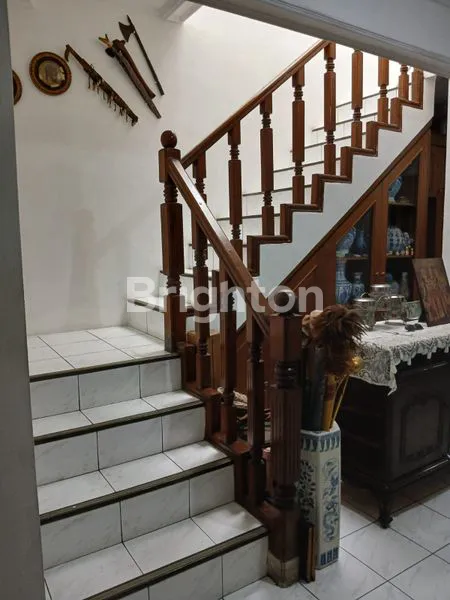 image RUMAH KLASIK & MENARIK (5)