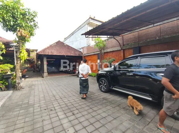 image TANAH + BANGUNAN RUMAH STYLE BALI DI SANUR (3)
