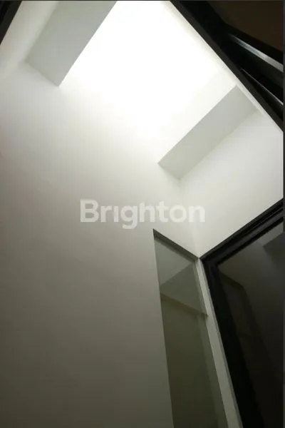 image RUMAH MODERN 2 LANTAI BARU GRESS DIAN ISTANA SPEC PREMIUM  LOKASI PREMIUM SELANGKAH DARI GRAHA FAMILI DEKAT TOL SATELIT (5)