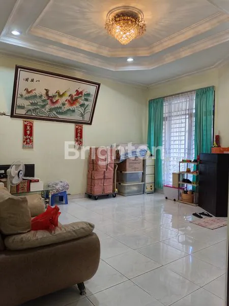 image RUMAH MEWAH 2LANTAI DIKOMPLEK TAMAN HARAPAN INDAH JELAMBAR GROGOL PETAMBURAN JAKARTA BARAT  (8)