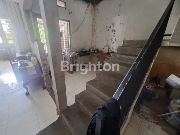 image RUMAH 2 LANTAI STRATEGIS DI KEMANG PRATAMA BEKASI (4)