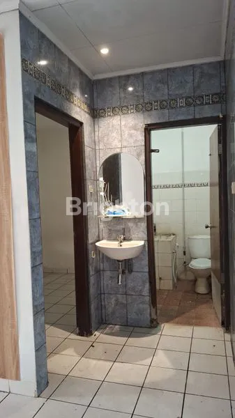 image RUMAH SIAP HUNI DIKOMPLEK ELITE BUMI PANYAWANGAN (5)