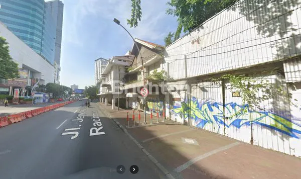 BANGUNAN KOMERSIAL JL.BASUKI RAHMAT, SURABAYA