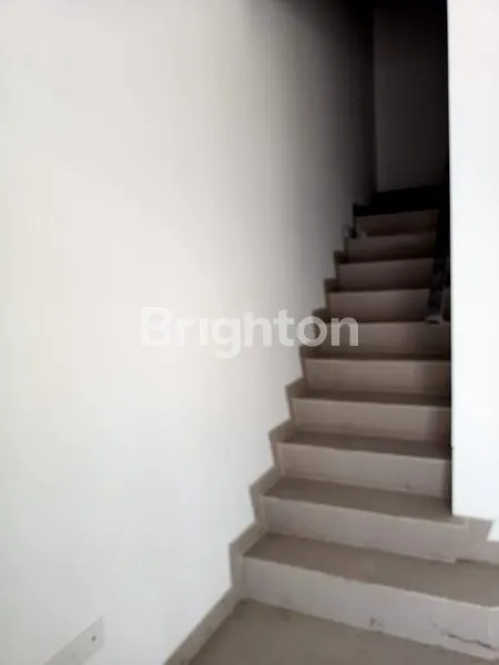 image RUMAH CANTIK DI KAWASAN ELITE CLEVELAND PANTAI INDAH KAPUK (6)