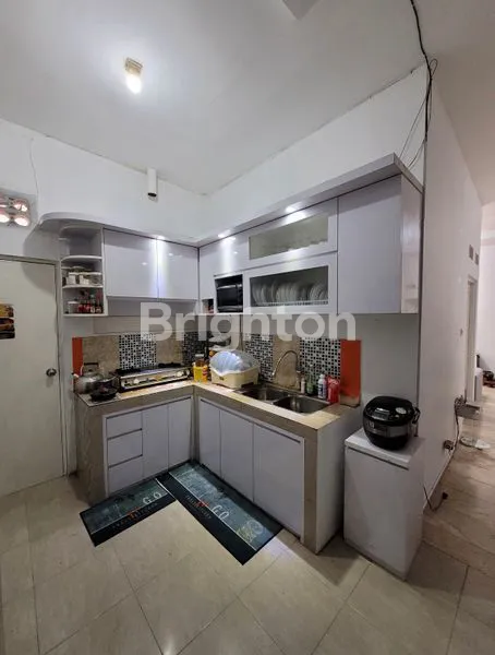 image RUMAH 2 LANTAI LOKASI JALAN UTAMA PONDOK AREN (5)