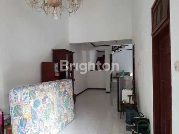 image SIAP HUNI PERUMAHAN YKP DEKAT MERR & GALAXY MALL (3)