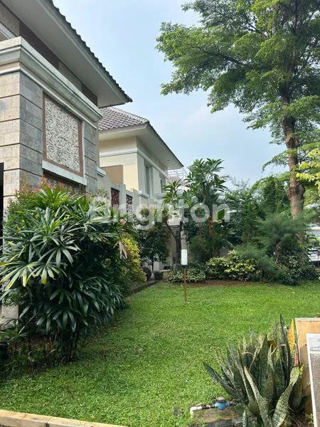RUMAH MEWAH DI SUTERA RENATA