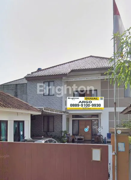 image RUMAH MEWAH SIAP HUNI COCOK UNTUK LIBURAN PLUS TAMAN DAN KOLAM RENANG DEPOK CILODONG  (8)