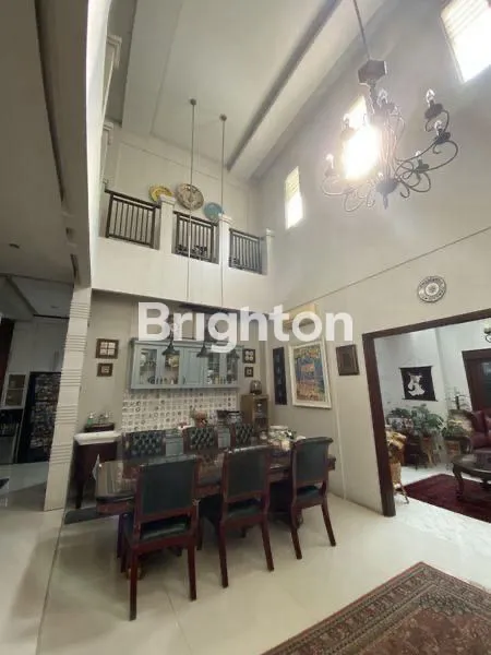 image RUMAH ASTRI TERAWAT HUNIAN  IDAMAN (3)