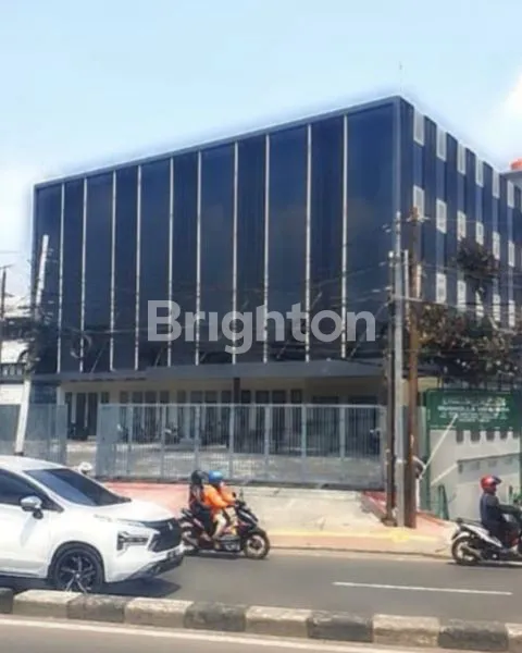 GEDUNG PERKANTORAN JAKARTA DAPAT PASSIVE INCOME