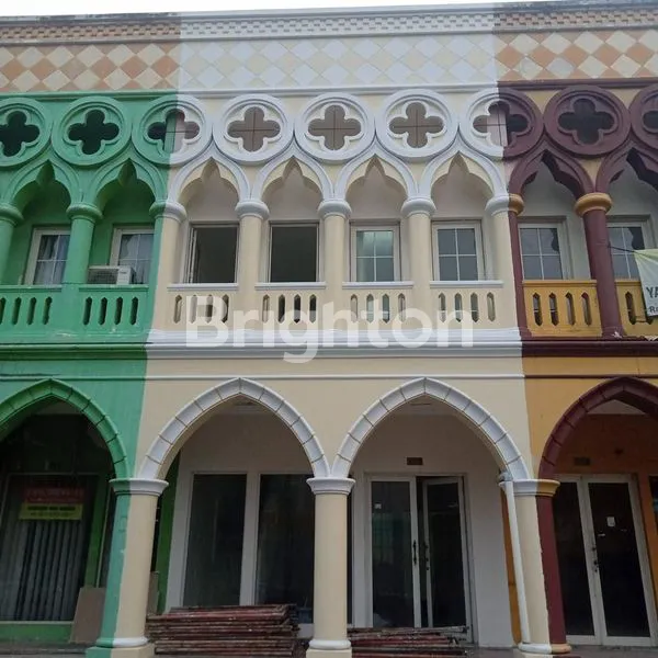 RUKO PIAZZA VENEZIA 2 LANTAI DI LIPPO KARAWACI