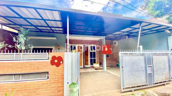 image HUNIAN STRATEGIS ANTAPANI, LT 150M² SHM (1)