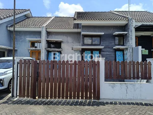 image RUMAH DI DAERAH PAKIS MALANG (1)